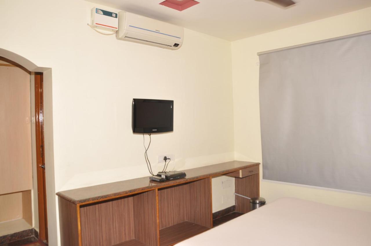 Hotel Pams Mayiladuthurai Exterior foto