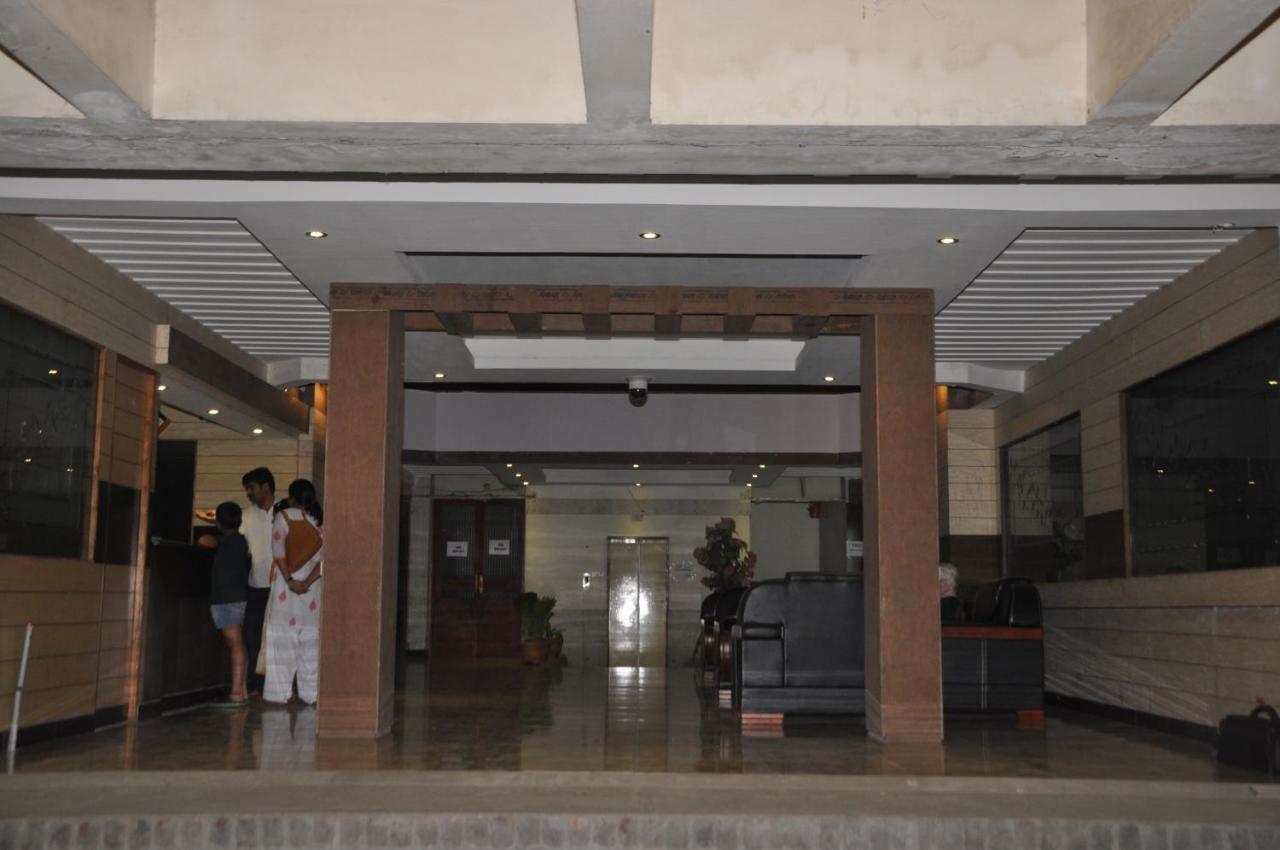 Hotel Pams Mayiladuthurai Exterior foto