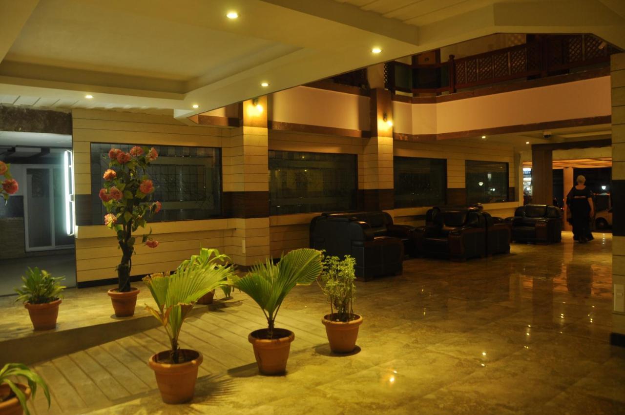 Hotel Pams Mayiladuthurai Exterior foto